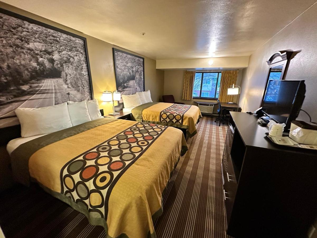 Super 8 By Wyndham Eau Claire Wi Exterior foto