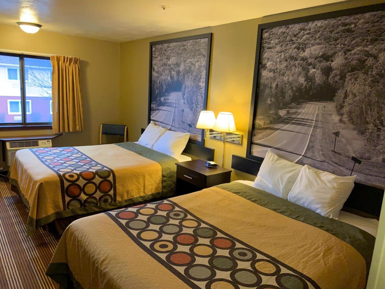 Super 8 By Wyndham Eau Claire Wi Exterior foto
